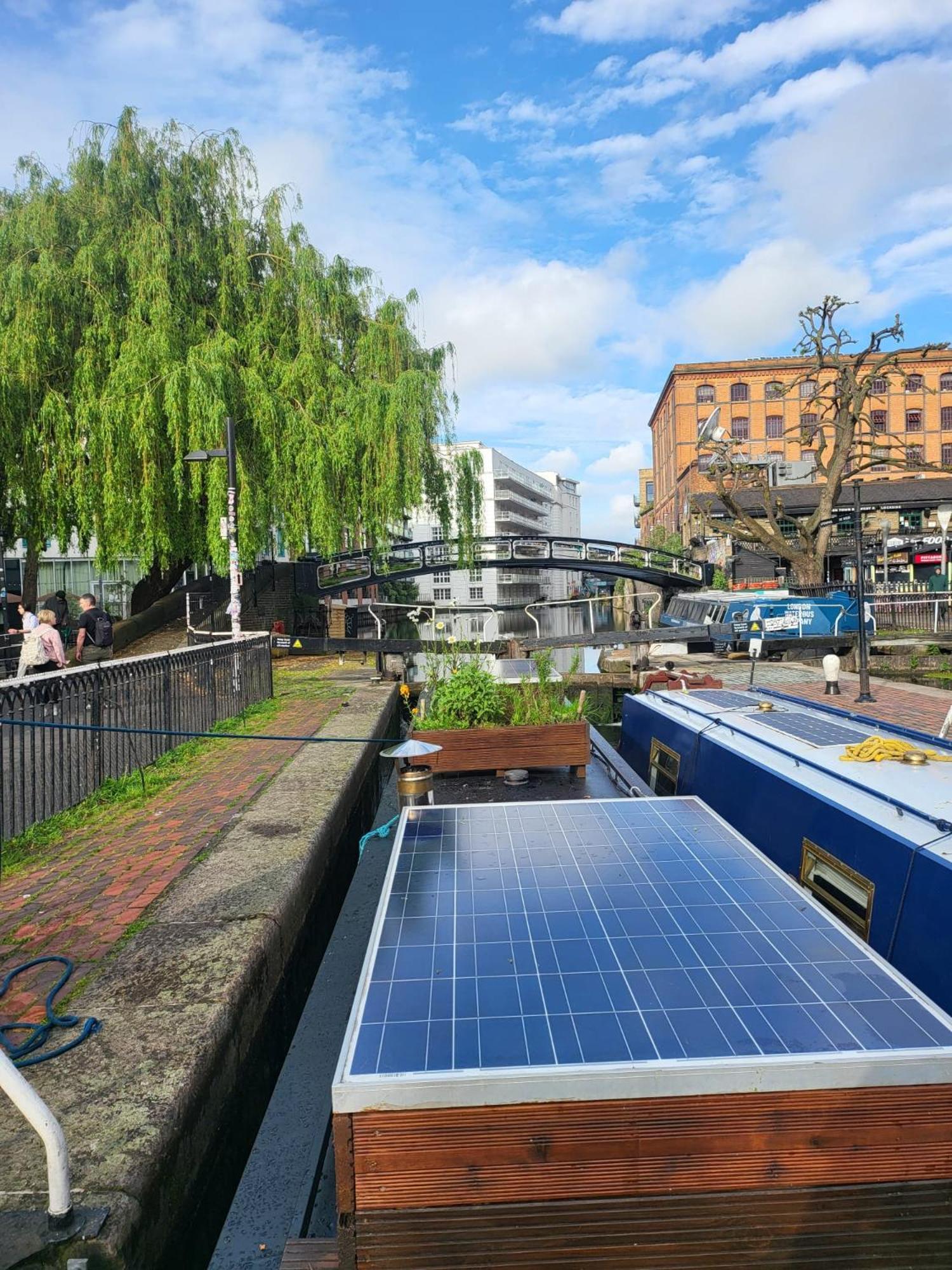 Lovely Canal Boat In Little Venice For Family & Friends ลอนดอน ภายนอก รูปภาพ
