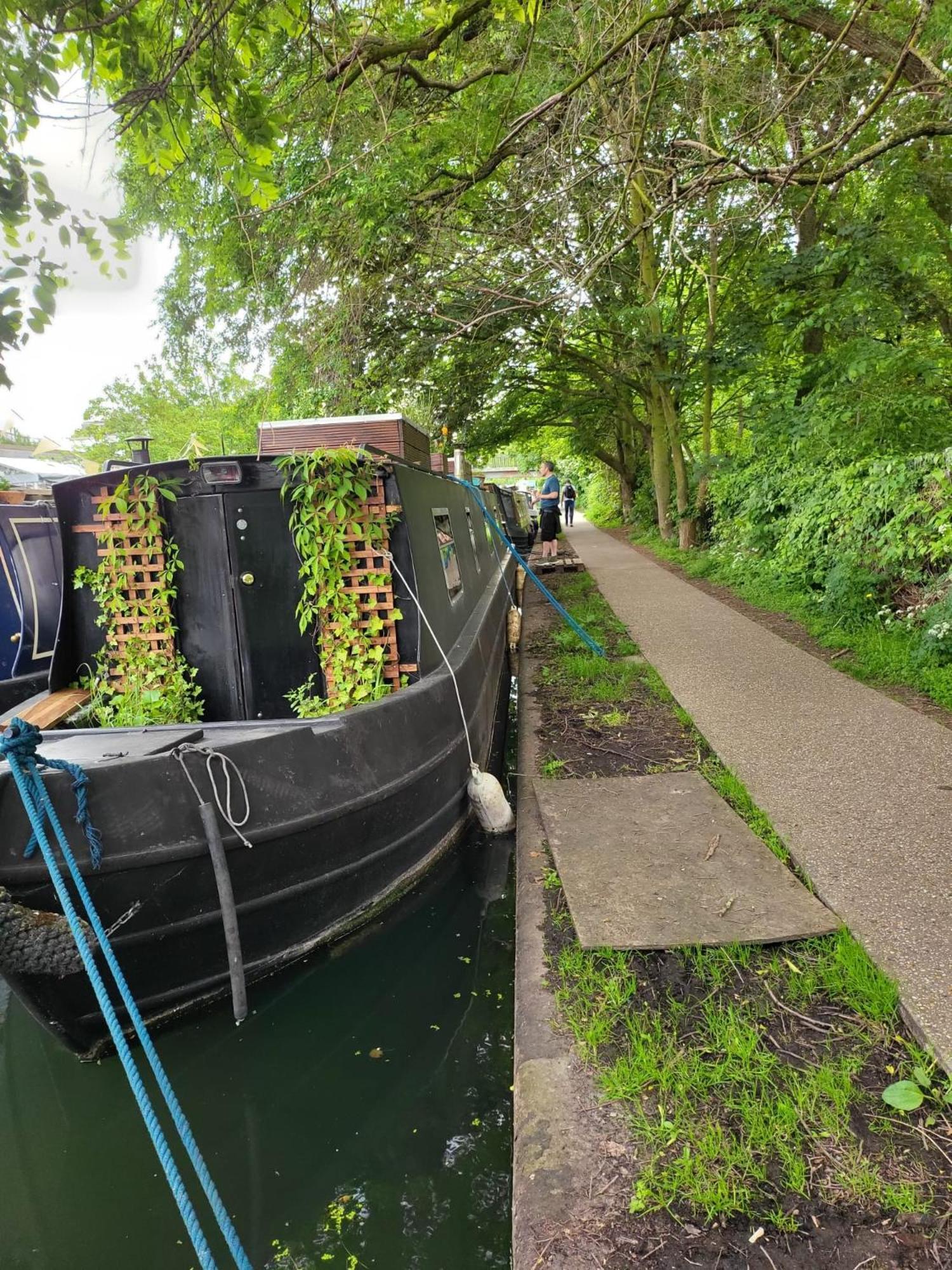 Lovely Canal Boat In Little Venice For Family & Friends ลอนดอน ภายนอก รูปภาพ
