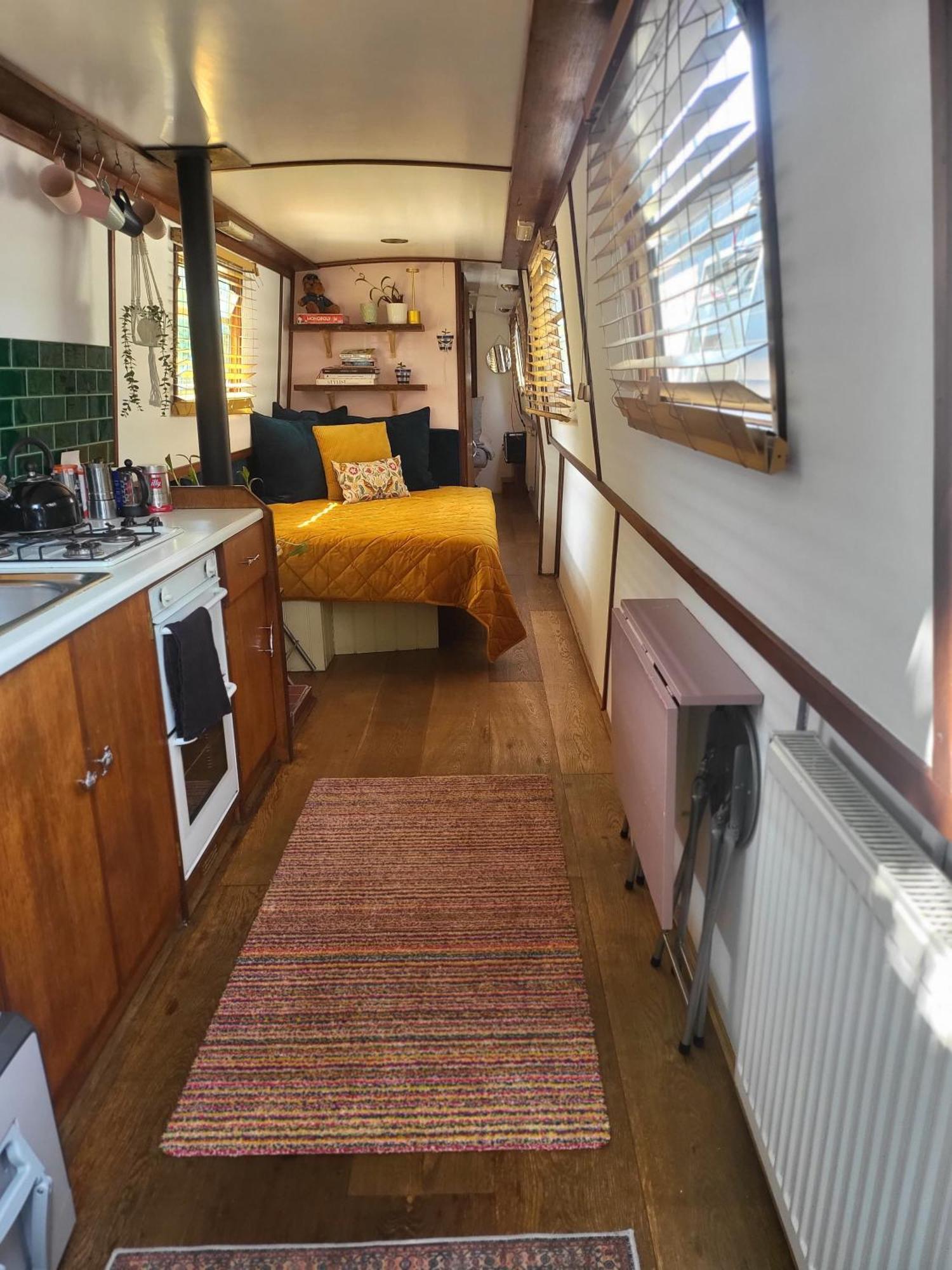 Lovely Canal Boat In Little Venice For Family & Friends ลอนดอน ภายนอก รูปภาพ